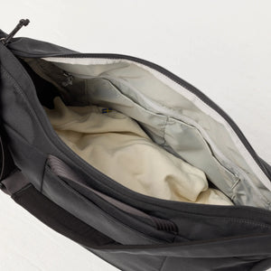 Farden Crossbody